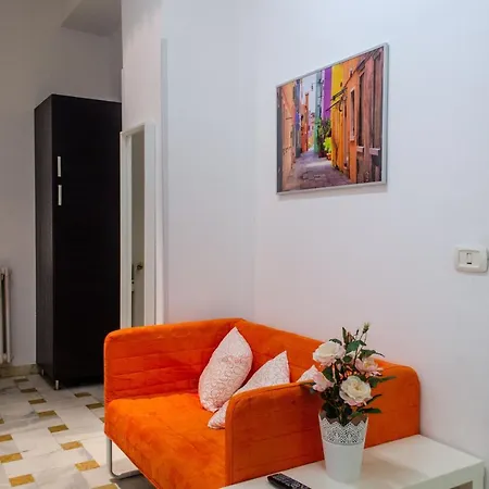 In Guest - Kamchu Piazza Bologna 1 Πανσιόν